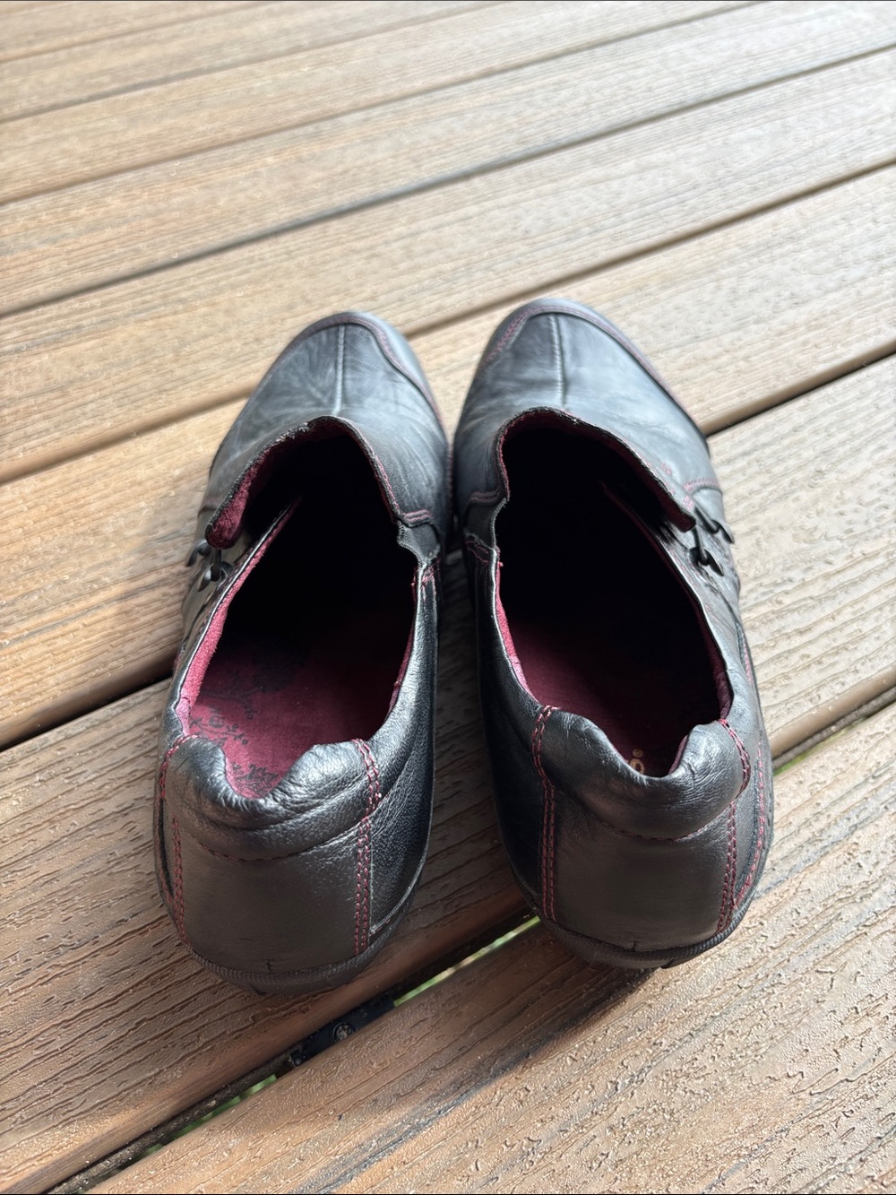 Taos Bungie Jump Women 10 Comfort Casual Black Textured Leather Slip On Shoes - Picture 4 of 7